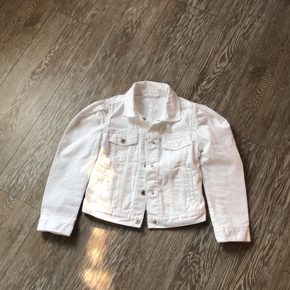 Girl’s White Gap Jean Jacket - Picture 3 of 13